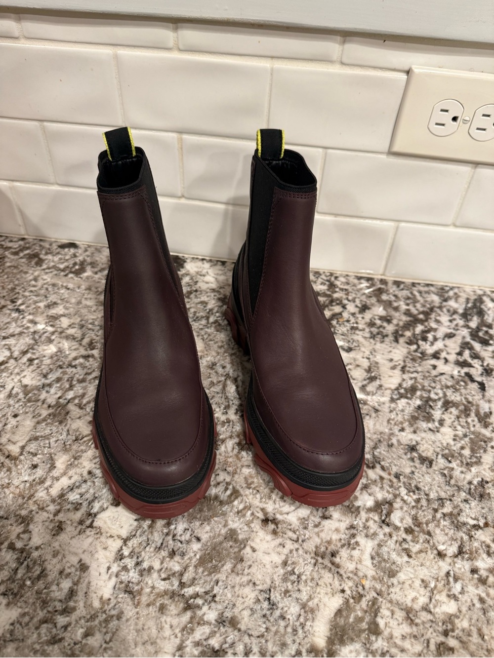 SOREL Women's Brex Waterproof Platform Chelsea Boots - size 7 - Picture 2 of 9